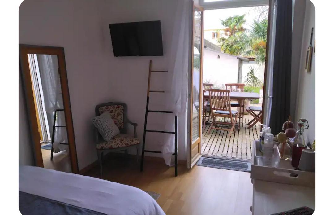 Chambre Chez L'Habitant Tout Confort Aux Balcons De Bigorre 塔布 外观 照片